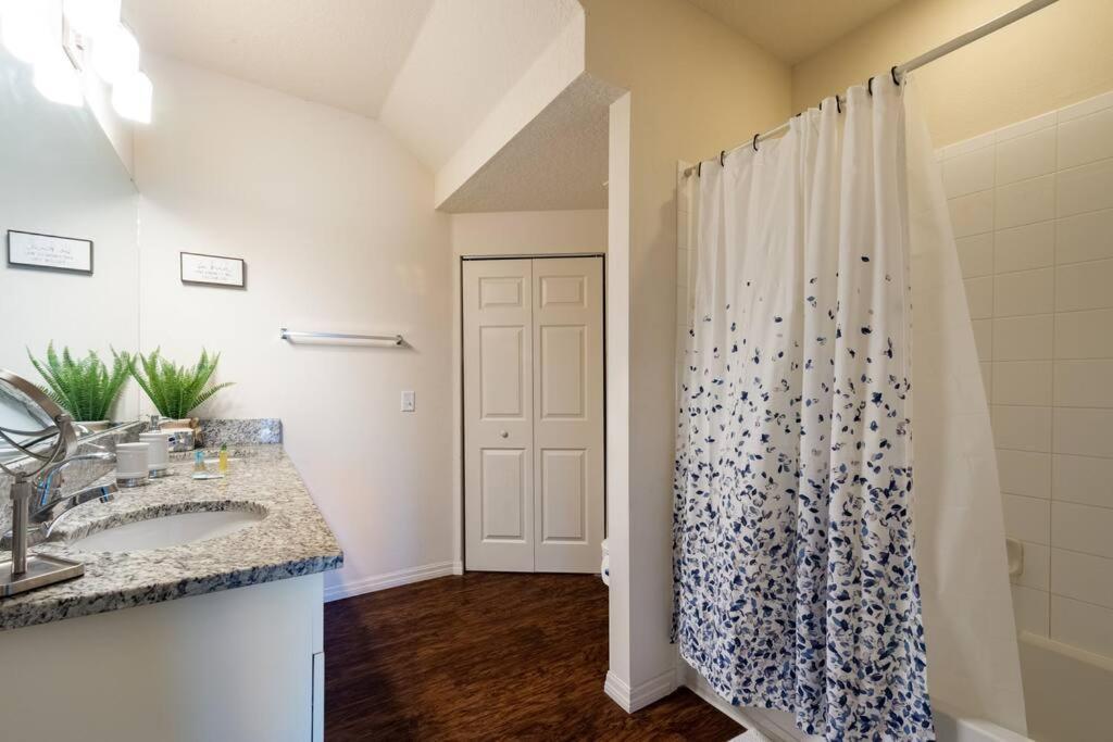 Super Comfy And Spacious 3 Bedroom 10 Minutes From Disney, With Major Shopping 4 Minutes Away Kissimmee Exterior foto