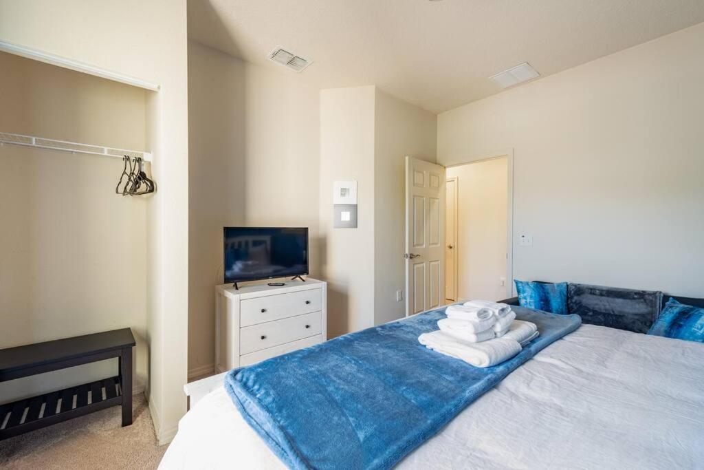 Super Comfy And Spacious 3 Bedroom 10 Minutes From Disney, With Major Shopping 4 Minutes Away Kissimmee Exterior foto